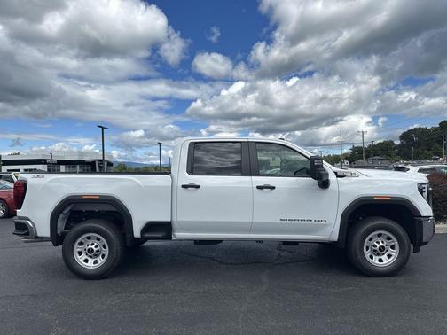 2025 GMC Sierra 3500 Base