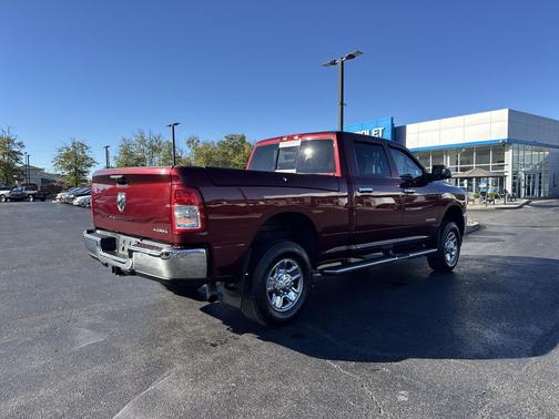 2020 RAM 2500 Tradesman Crew Cab 4X4 6'4' Box