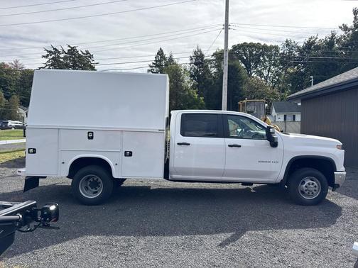 2025 Chevrolet Silverado 3500 WT