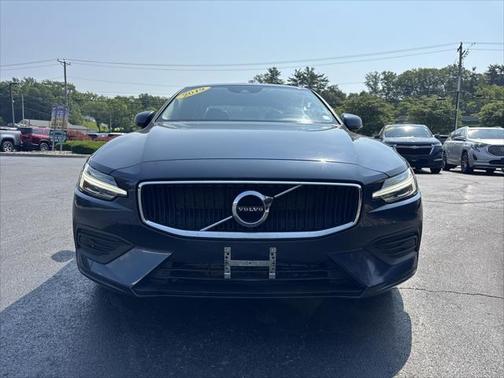 2019 Volvo S60 T6 Momentum
