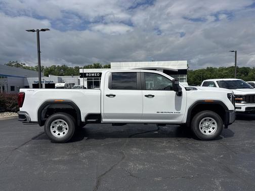 2025 GMC Sierra 3500 Base