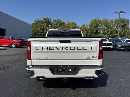 2022 Chevrolet Silverado 1500 High Country