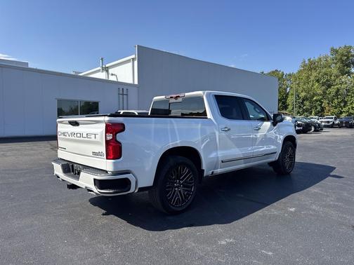 2022 Chevrolet Silverado 1500 High Country