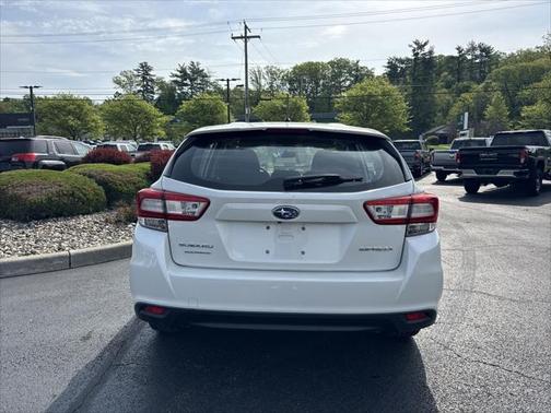 2019 Subaru Impreza 2.0i
