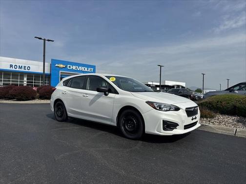2019 Subaru Impreza 2.0i