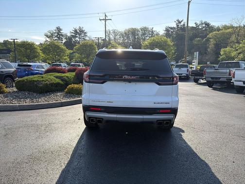 Summit White 2024 GMC Acadia AWD Elevation