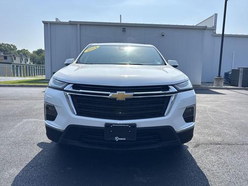 2024 Chevrolet Traverse LS