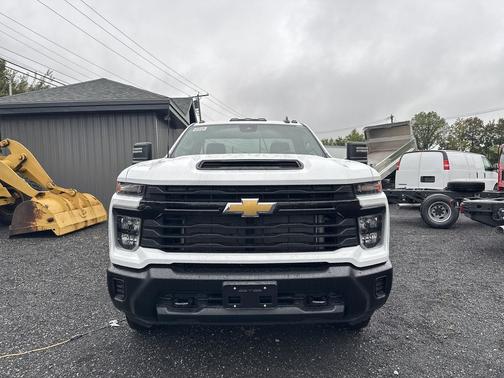 2025 Chevrolet Silverado 3500 WT