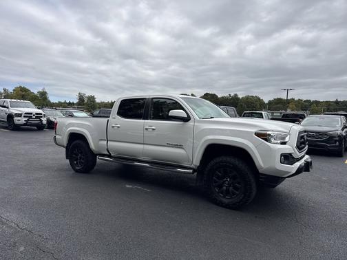 2020 Toyota Tacoma SR5
