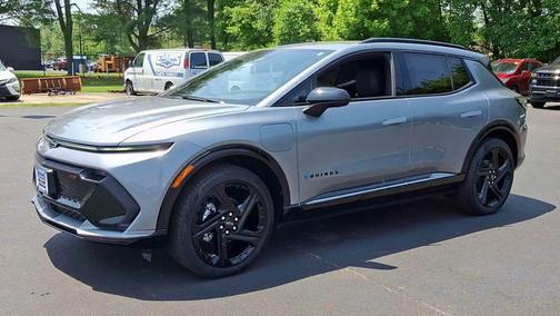 2025 Chevrolet Equinox EV RS