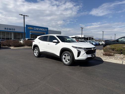 Summit White 2026 Chevrolet Trax LS