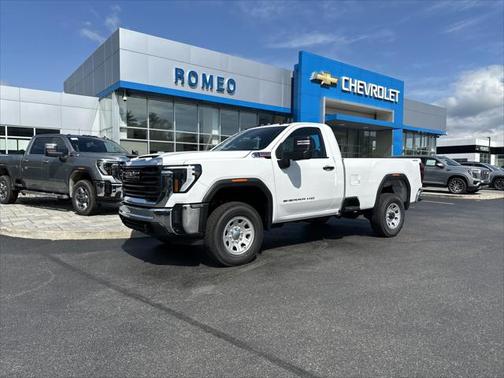 2025 GMC Sierra 2500 Base