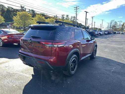 2024 Nissan Pathfinder Rock Creek 4WD