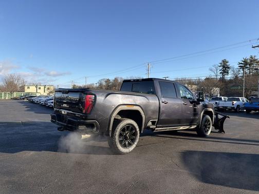 2024 GMC Sierra 2500 AT4