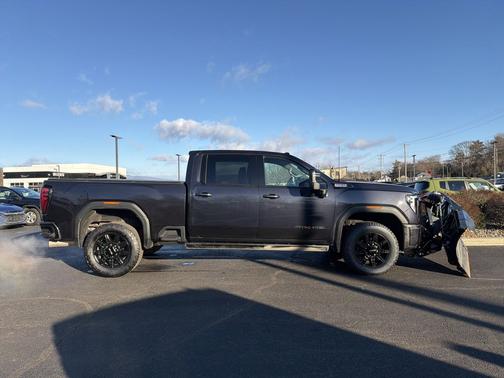 2024 GMC Sierra 2500 AT4