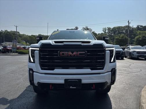 2024 GMC Sierra 2500 AT4
