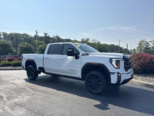 2024 GMC Sierra 2500 AT4