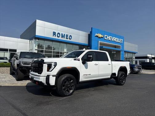 2024 GMC Sierra 2500 AT4