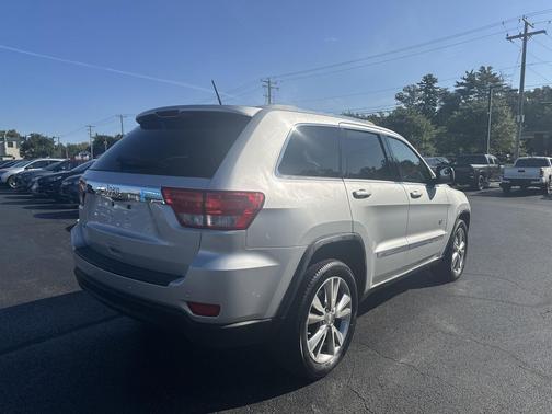2011 Jeep Grand Cherokee Laredo