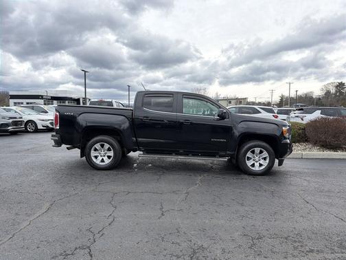 Onyx Black 2015 GMC Canyon SLE