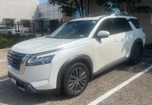 2022 Nissan Pathfinder SL 2WD