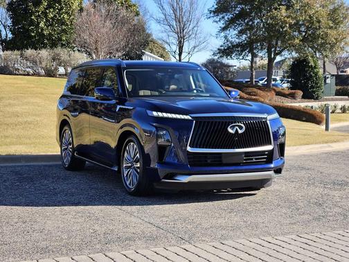 2025 INFINITI QX80 SENSORY AWD