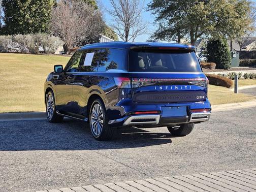 2025 INFINITI QX80 SENSORY AWD