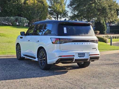 2026 INFINITI QX80 AUTOGRAPH AWD