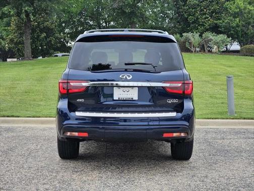 2024 INFINITI QX80 SENSORY AWD