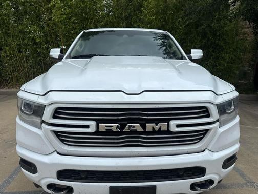 Bright White Clearcoat 2021 RAM 1500 Laramie
