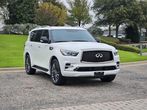 2024 INFINITI QX80 SENSORY AWD