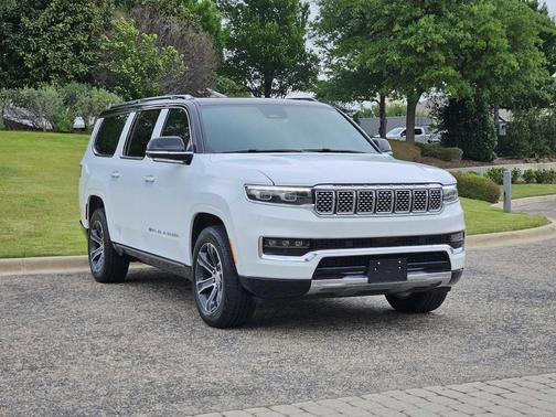 Bright White Clearcoat 2023 Jeep Grand Wagoneer L 4x4