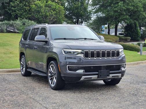 Baltic Gray Metallic Clearcoat 2022 Jeep Wagoneer Series II 4x2
