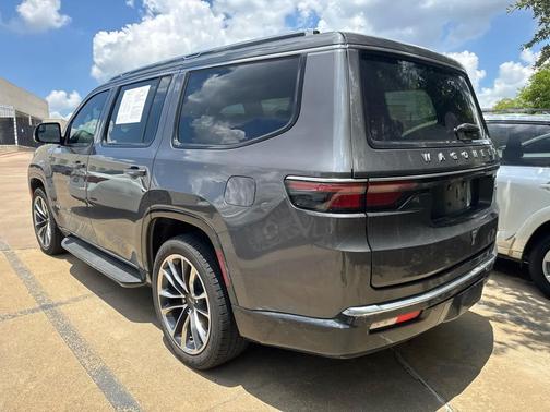 Baltic Gray Metallic Clearcoat 2022 Jeep Wagoneer Series II 4x2