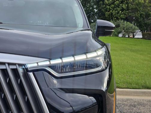 Mineral Black 2026 INFINITI QX60 LUXE FWD