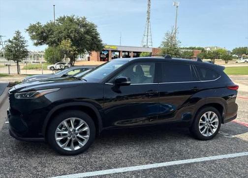 2023 Toyota Highlander Limited