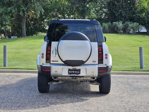 2020 Land Rover Defender 110 First Edition