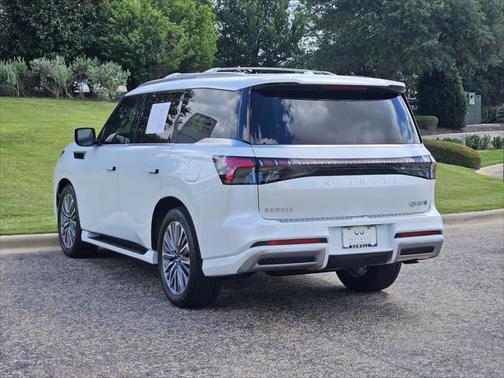 2025 INFINITI QX80 SENSORY AWD
