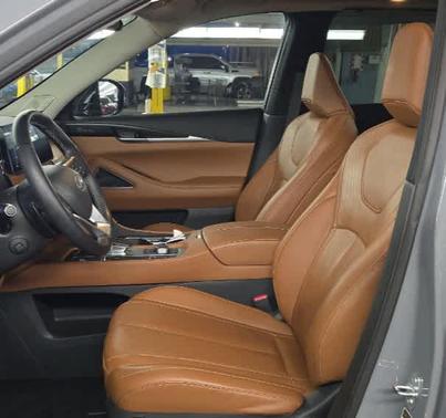 2025 INFINITI QX60 SENSORY