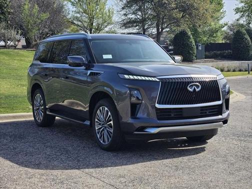 2025 INFINITI QX80 Luxe