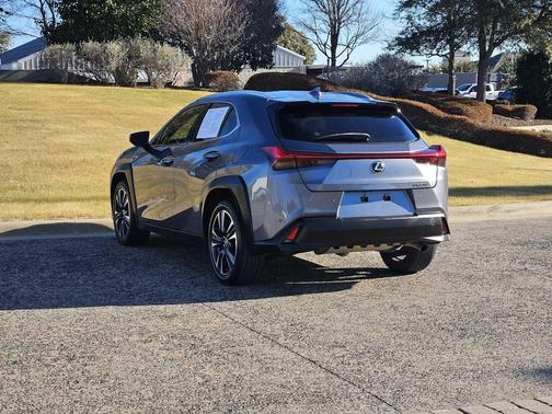 2021 Lexus UX 200 Base