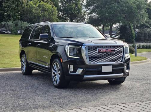 Onyx Black 2021 GMC Yukon XL Denali