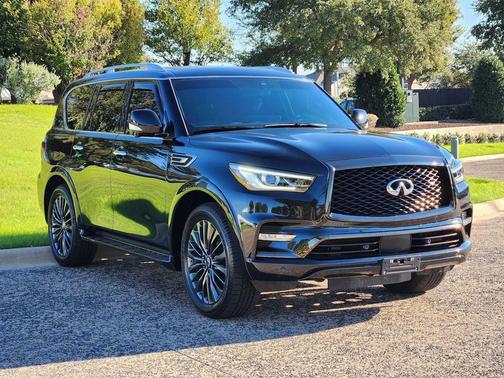 2024 INFINITI QX80 SENSORY AWD