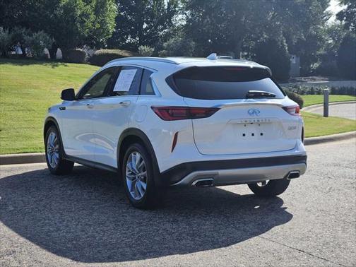 2022 INFINITI QX50 LUXE