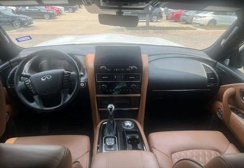 2024 INFINITI QX80 SENSORY AWD