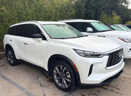 2025 INFINITI QX60 Luxe