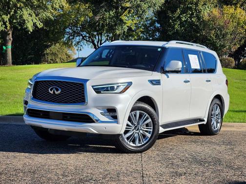 2024 INFINITI QX80 Luxe