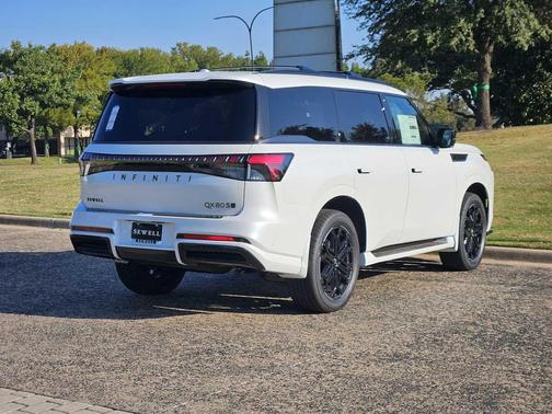 2026 INFINITI QX80 SPORT
