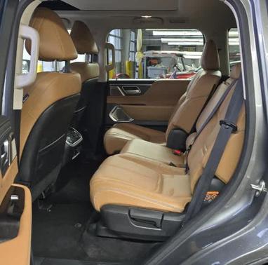 2025 INFINITI QX80 SENSORY AWD