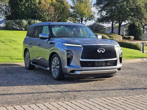 2025 INFINITI QX80 SENSORY AWD